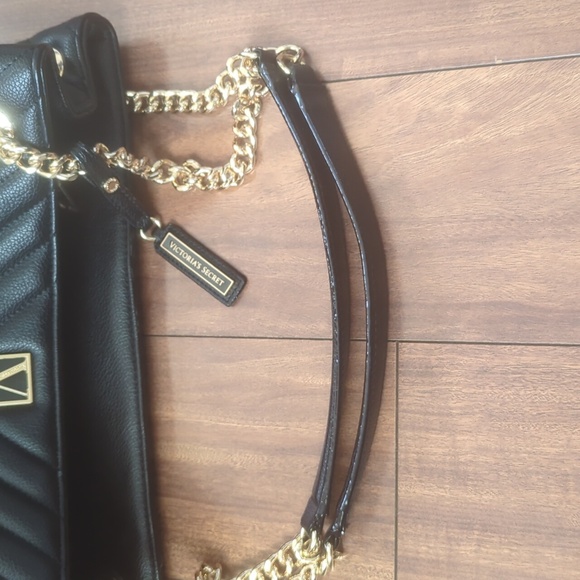 Victoria's Secret Pocketbook - Picture 10 of 13